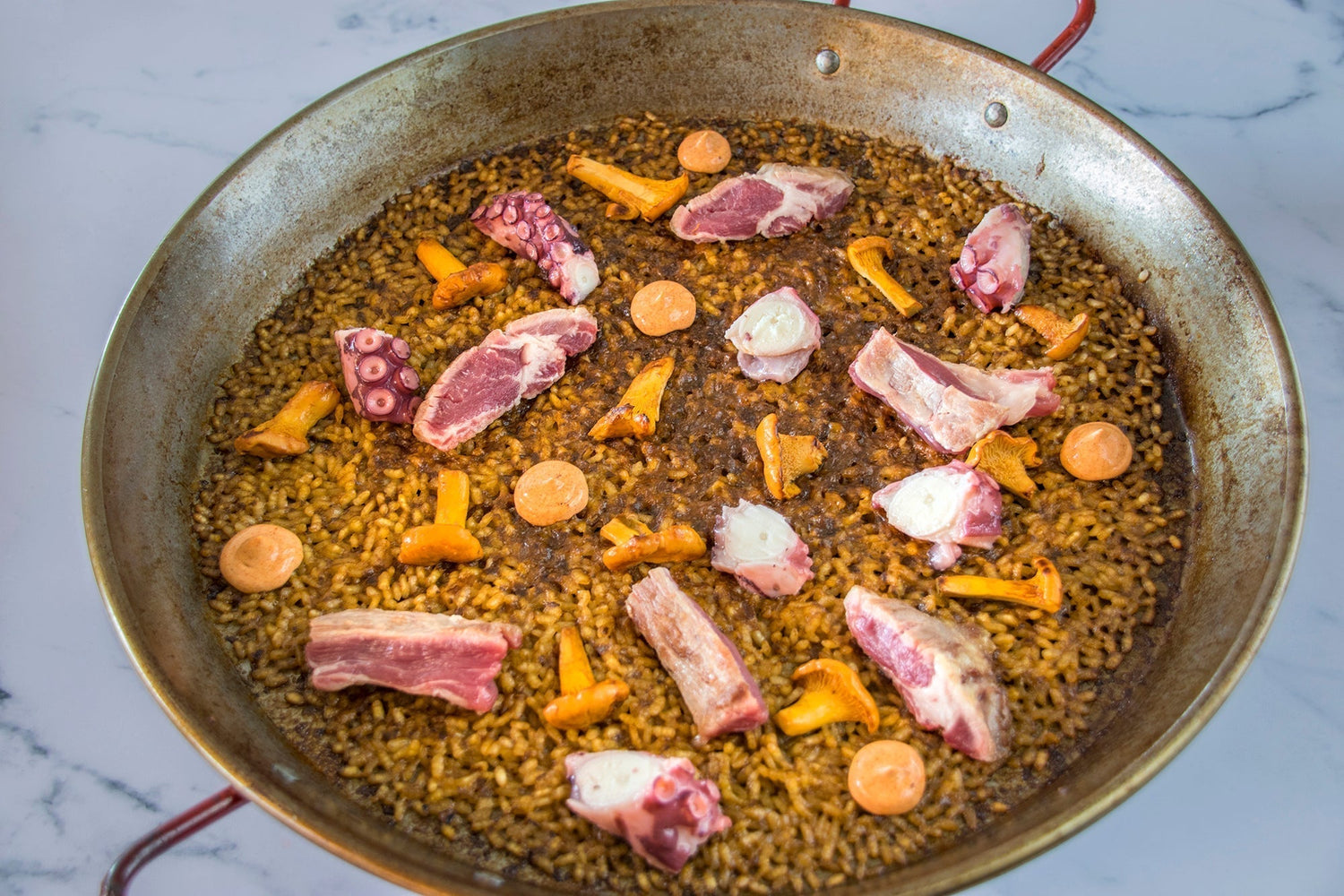 Arroz seco con rebozuelos