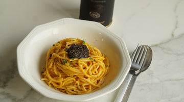 Spaguetti con crema de calabaza y brisura